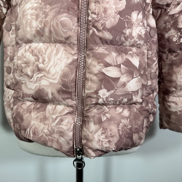 Athleta Downtown Printed Jacket in Antoinette Floral Pink Small Down Coat - Picture 6 of 16